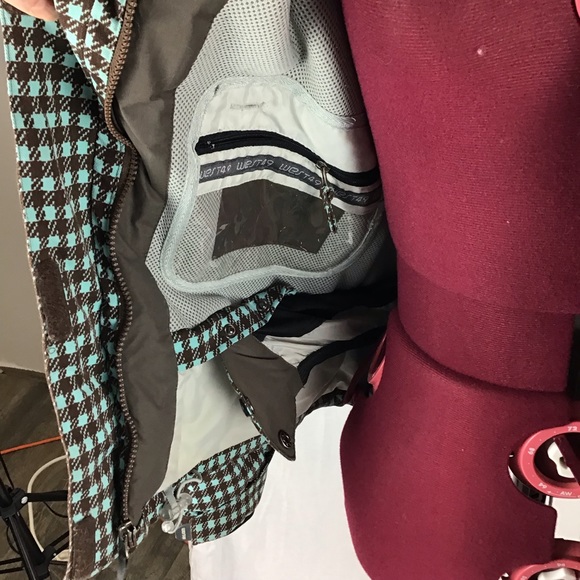 West49 snowboarding 🏂 jacket - Picture 7 of 11